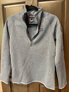 Patagonia women’s Gray Half-Zip Sweater Fleece Pullover